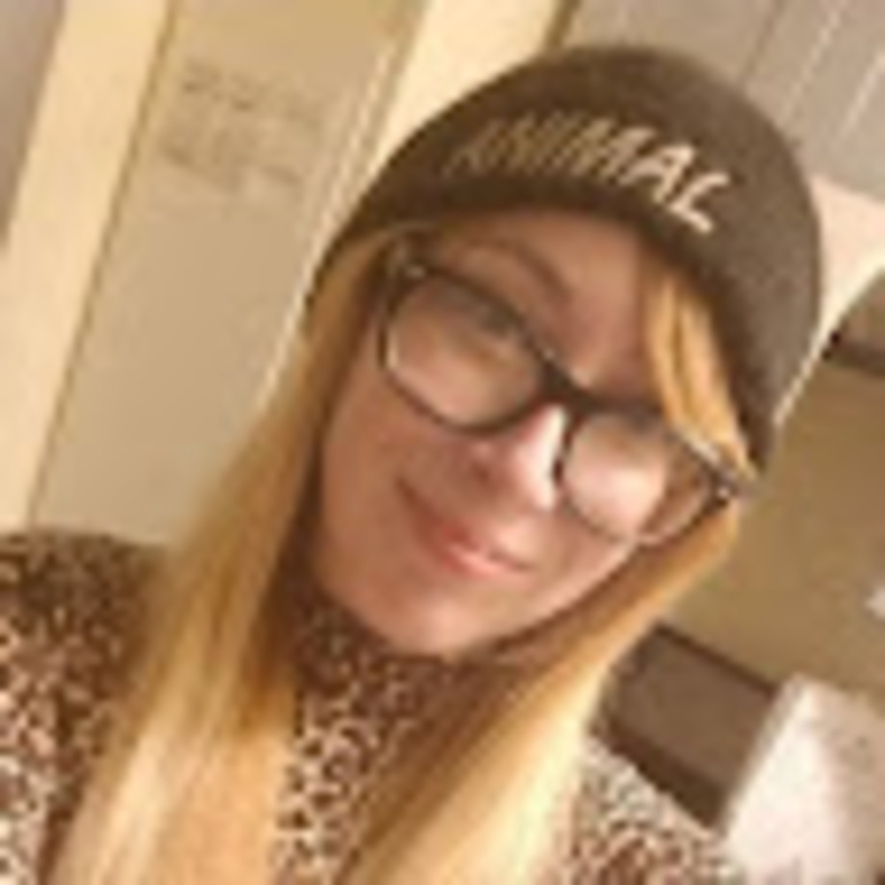 Meet your Posher, Catherine